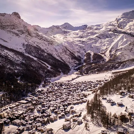 Apartment Symbiose Appartement-fewo- Dusche Und Bad- Wc- 3 Schlafraeume By Interhome Saas-Fee